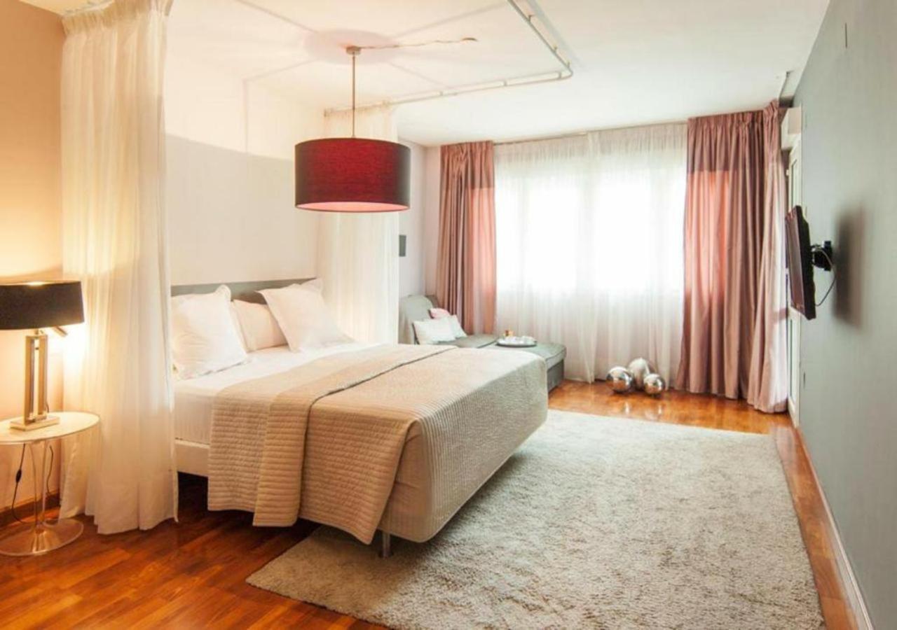 Bypillow Lorena Adults Recommended 2* Málaga